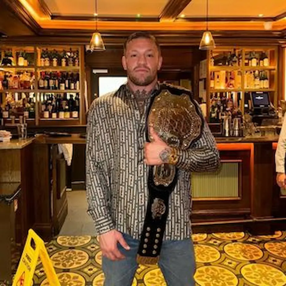 Conor McGregor Official